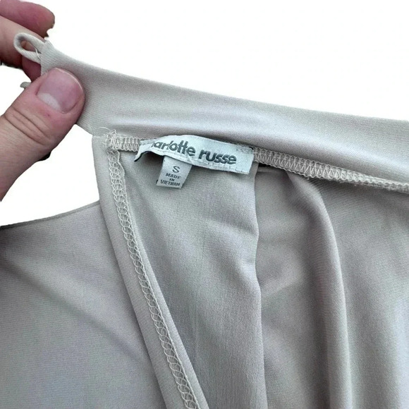 Nude Women’s Romper with open Chest and Back. Small - Picture 10 of 12